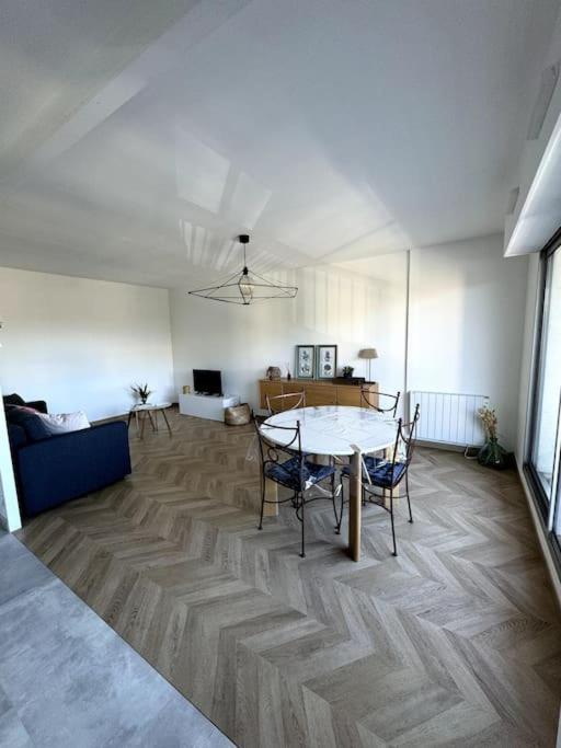 Appartement Neuf Avec Balcon Et Parking Prive 凯恩 外观 照片